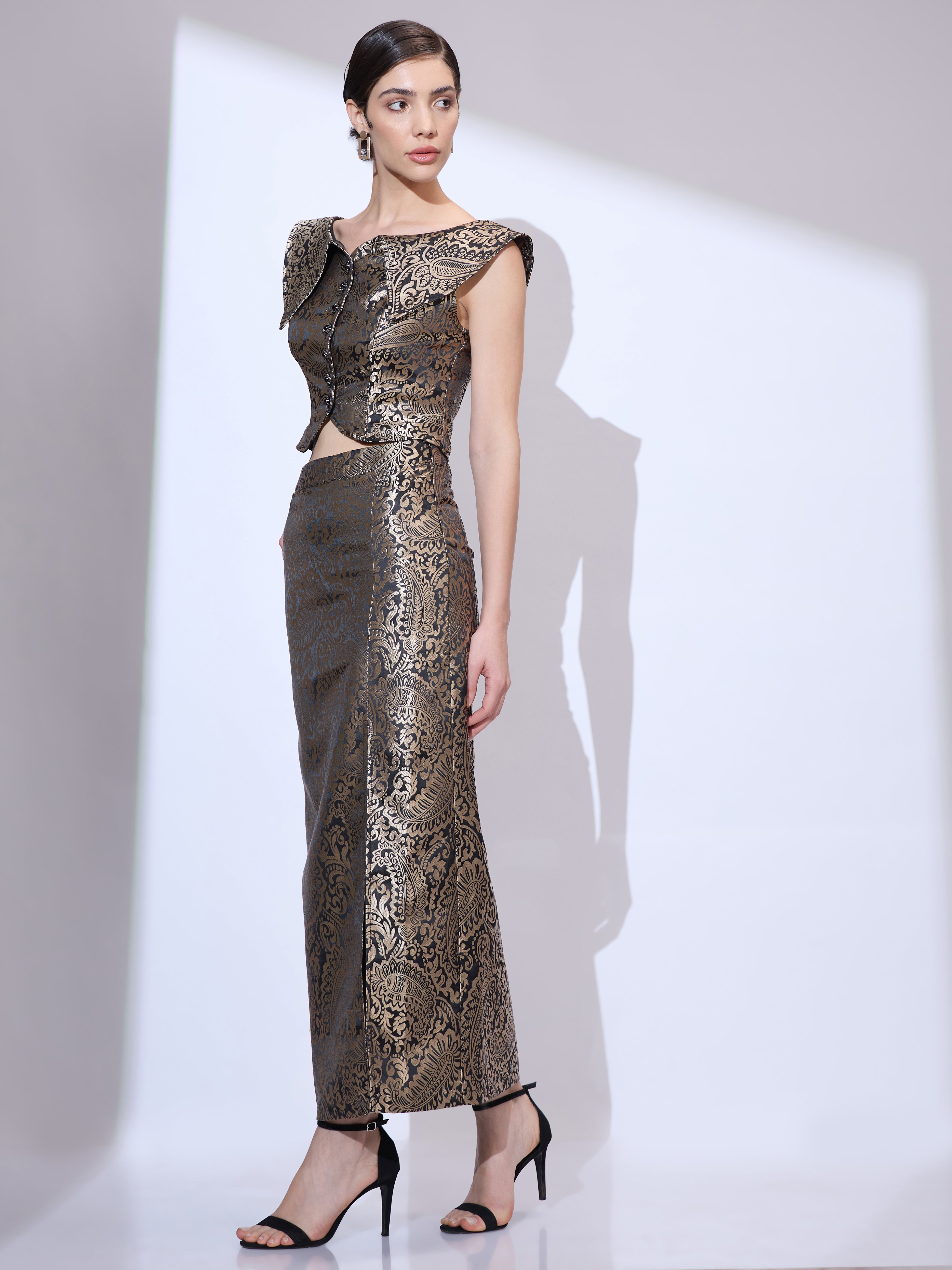 Image of The Regal Brocade Set